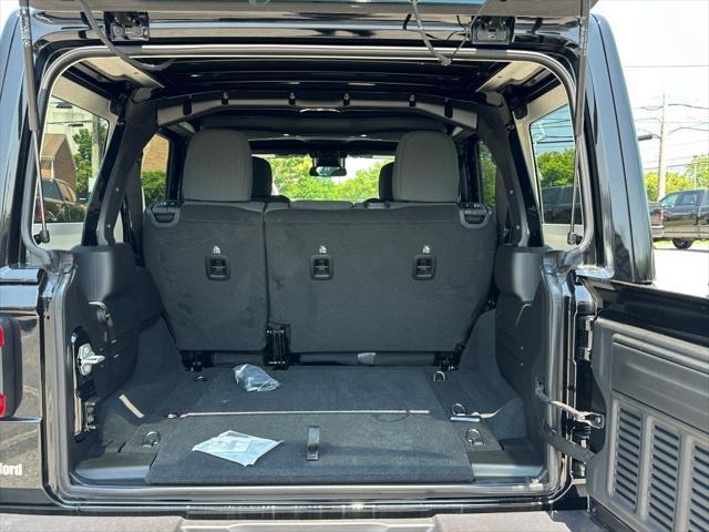 new 2025 Jeep Wrangler car, priced at $53,580