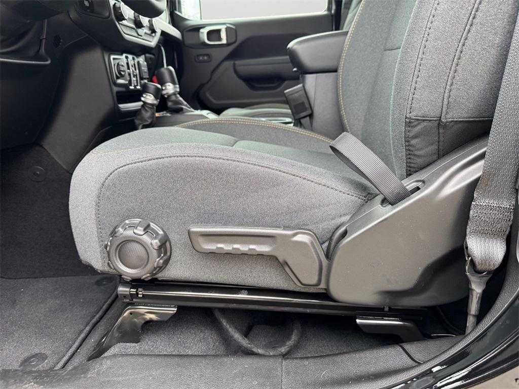 new 2025 Jeep Wrangler car, priced at $43,000