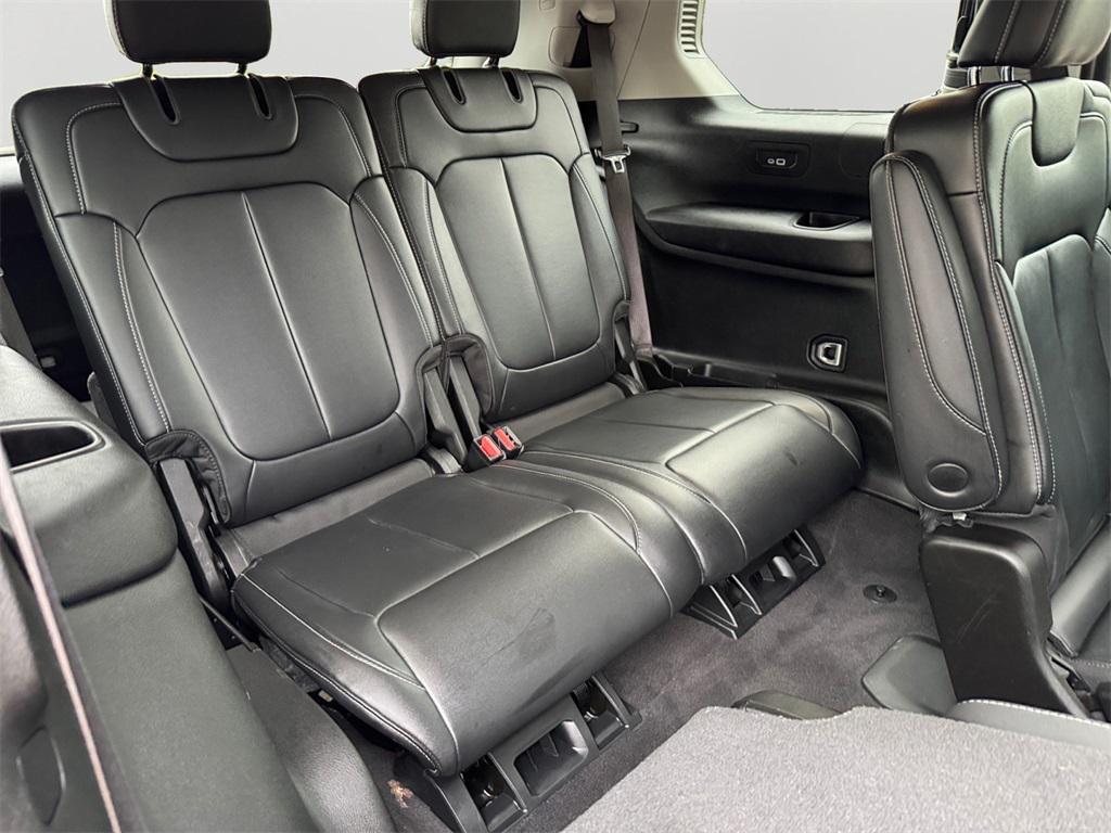 used 2022 Jeep Grand Cherokee L car, priced at $30,800