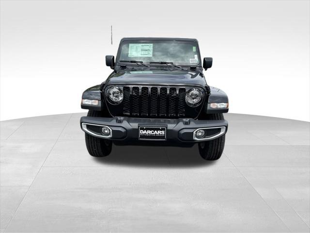 used 2023 Jeep Gladiator car, priced at $35,209