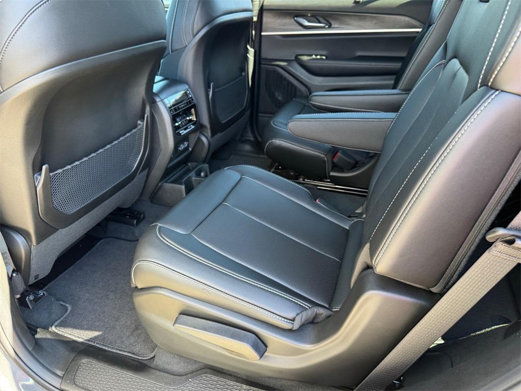 new 2025 Jeep Grand Cherokee L car, priced at $52,335