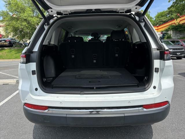 used 2023 Jeep Grand Cherokee car, priced at $29,299