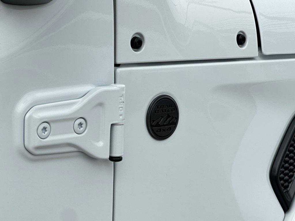 new 2025 Jeep Wrangler car, priced at $55,775
