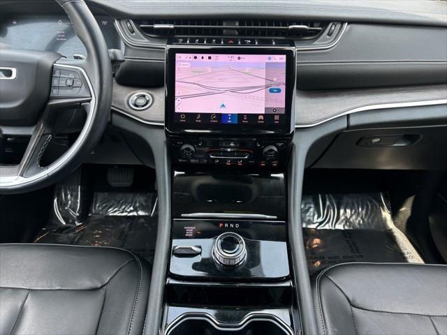 used 2022 Jeep Grand Cherokee car, priced at $35,728