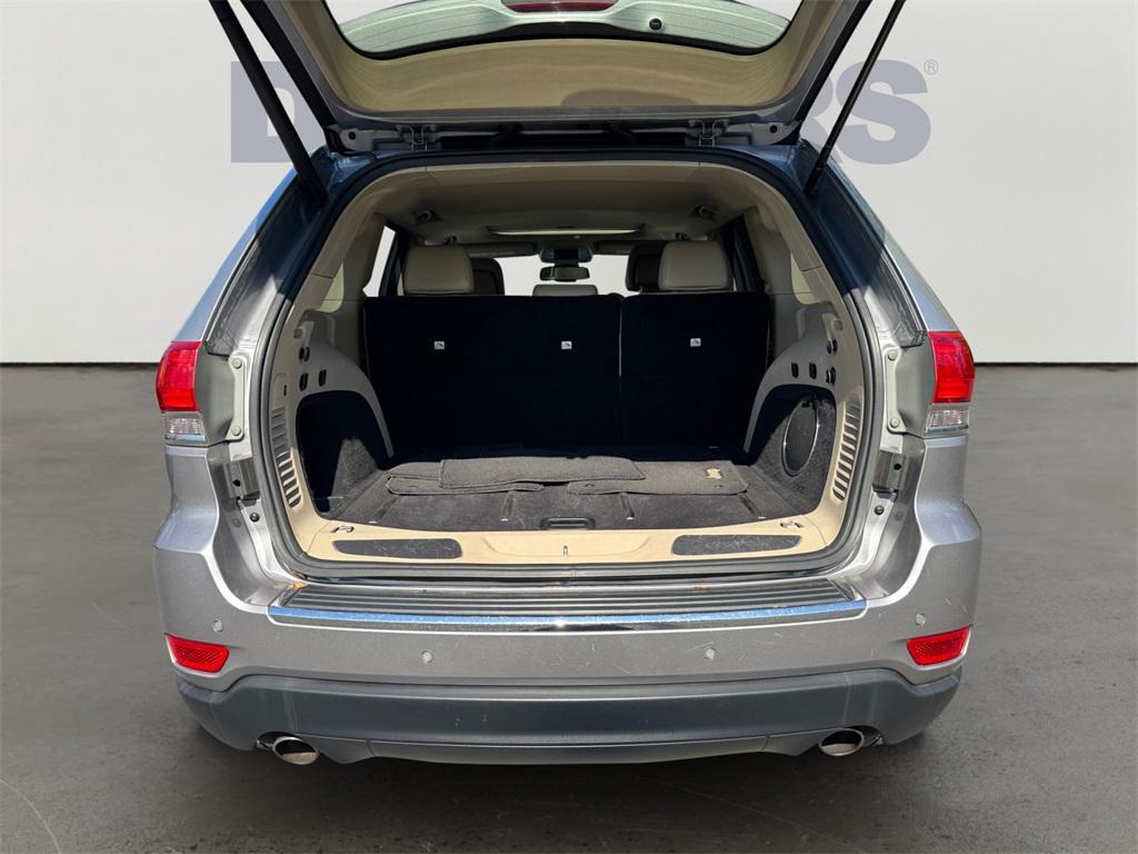 used 2014 Jeep Grand Cherokee car, priced at $10,300