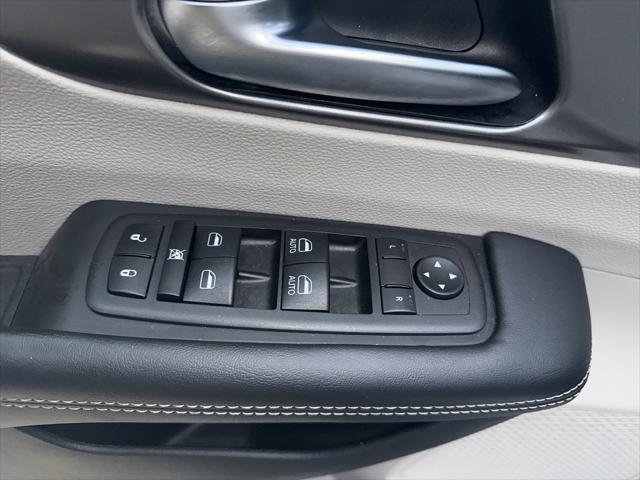 used 2023 Chrysler Pacifica car, priced at $22,984