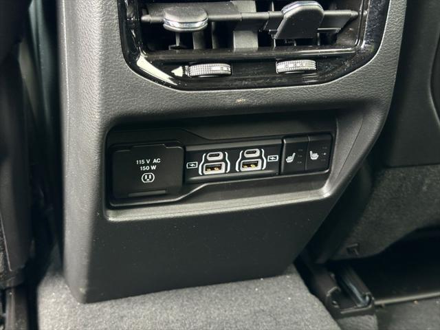 used 2024 Jeep Grand Cherokee car, priced at $39,700