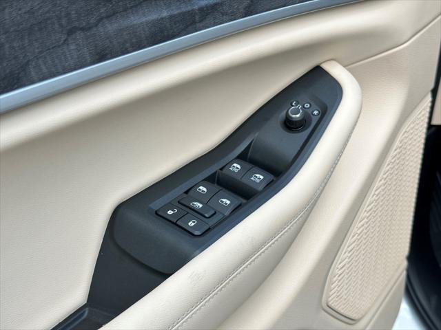 new 2025 Jeep Grand Cherokee L car, priced at $48,542