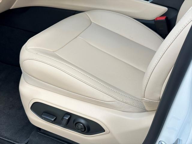 new 2025 Jeep Grand Cherokee L car, priced at $48,542