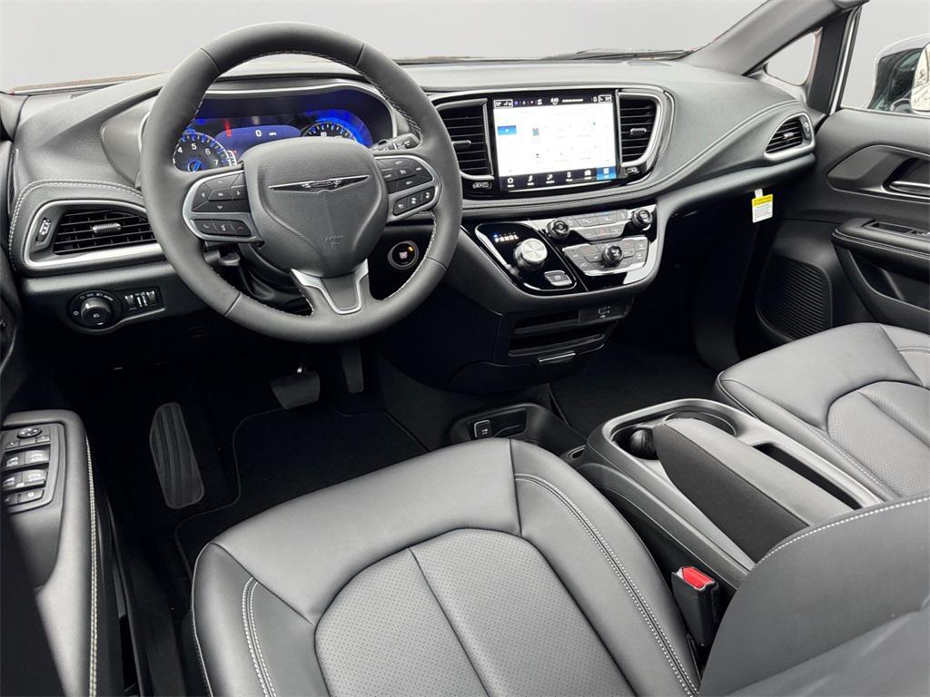 new 2026 Chrysler Pacifica car, priced at $42,835