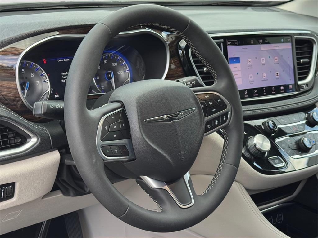 used 2023 Chrysler Pacifica car, priced at $40,000