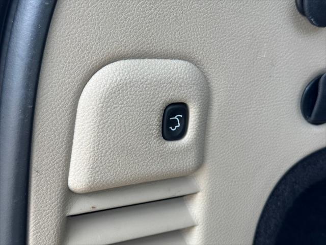 used 2018 Jeep Grand Cherokee car, priced at $17,942