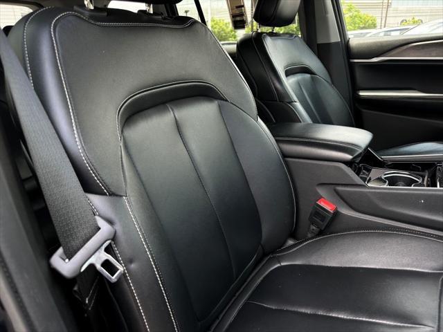 used 2023 Jeep Grand Cherokee car, priced at $29,300