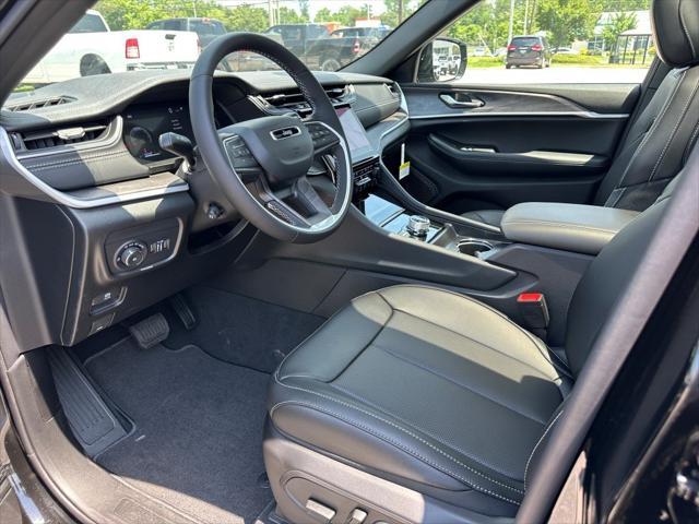 new 2025 Jeep Grand Cherokee L car, priced at $52,212