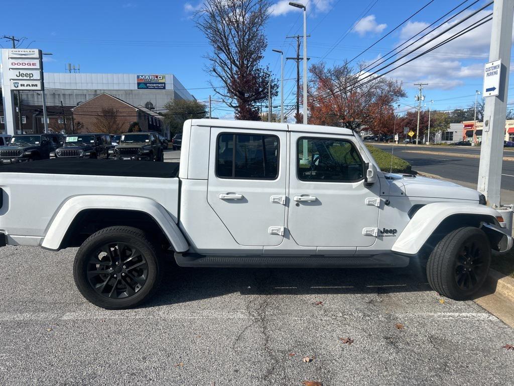 used 2023 Jeep Gladiator car, priced at $37,000