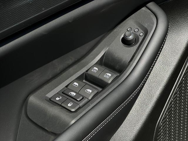 new 2025 Jeep Grand Cherokee car, priced at $45,355