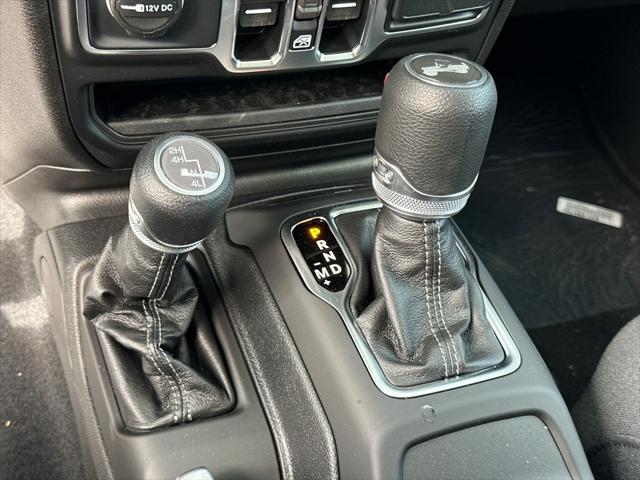 new 2025 Jeep Wrangler car, priced at $48,886