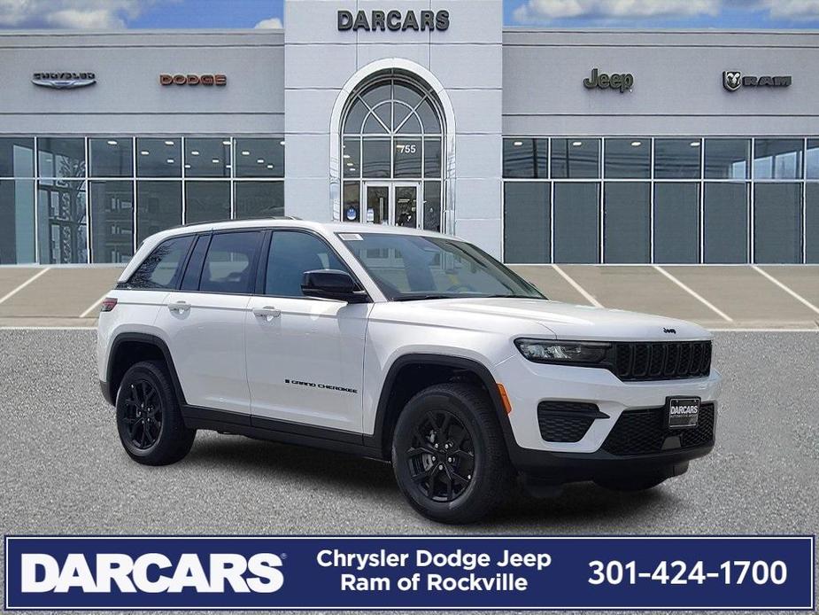 new 2024 Jeep Grand Cherokee car, priced at $41,658