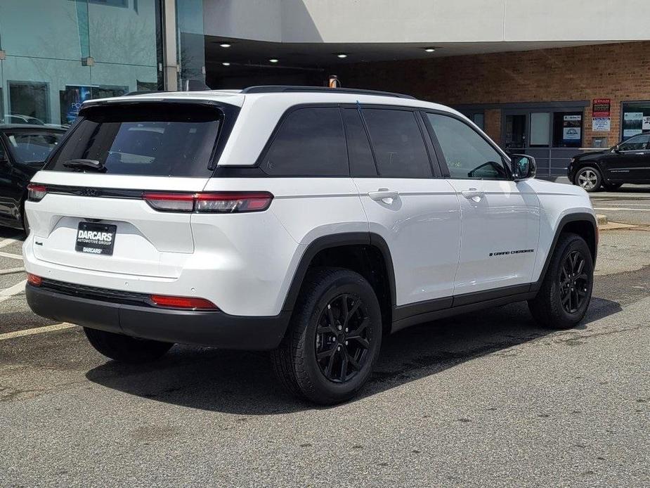 new 2024 Jeep Grand Cherokee car, priced at $41,658