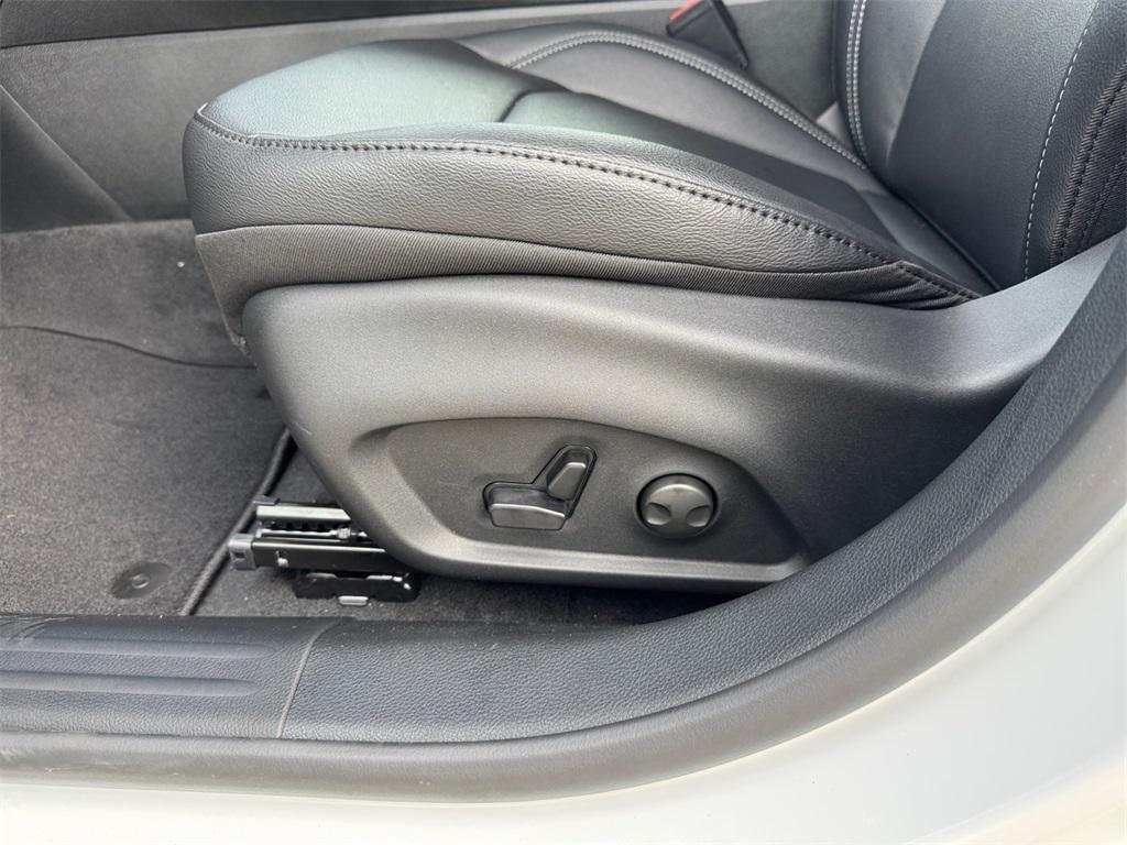 new 2026 Jeep Compass car, priced at $32,000