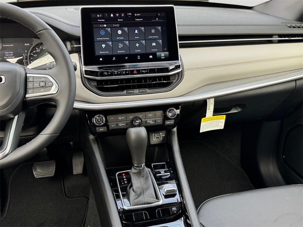 new 2026 Jeep Compass car, priced at $32,000