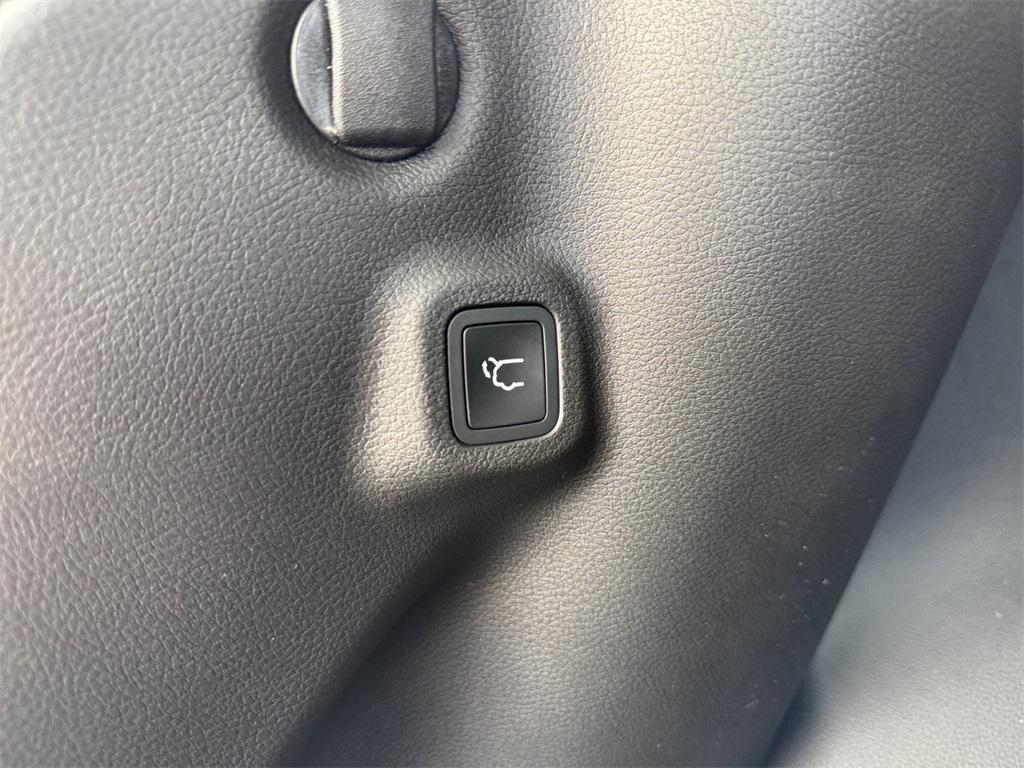 new 2026 Jeep Compass car, priced at $32,000