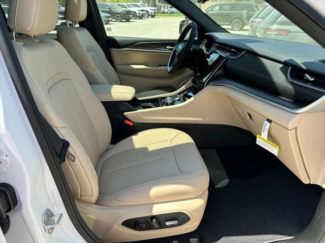 new 2025 Jeep Grand Cherokee car, priced at $51,515