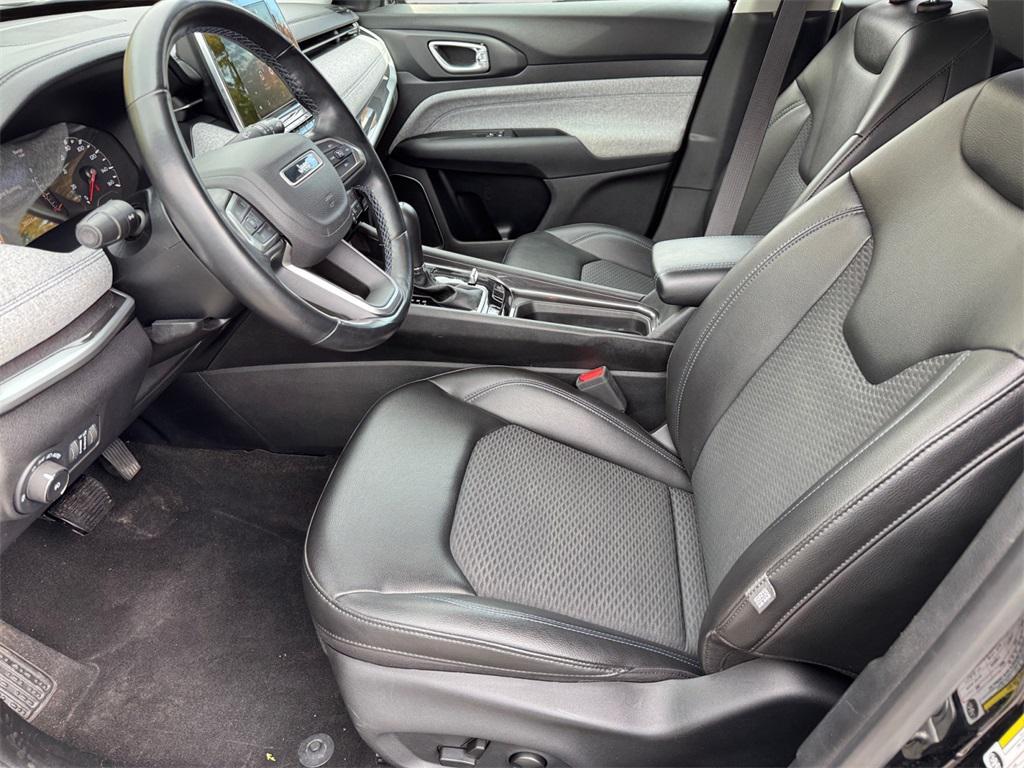 used 2022 Jeep Compass car, priced at $20,589