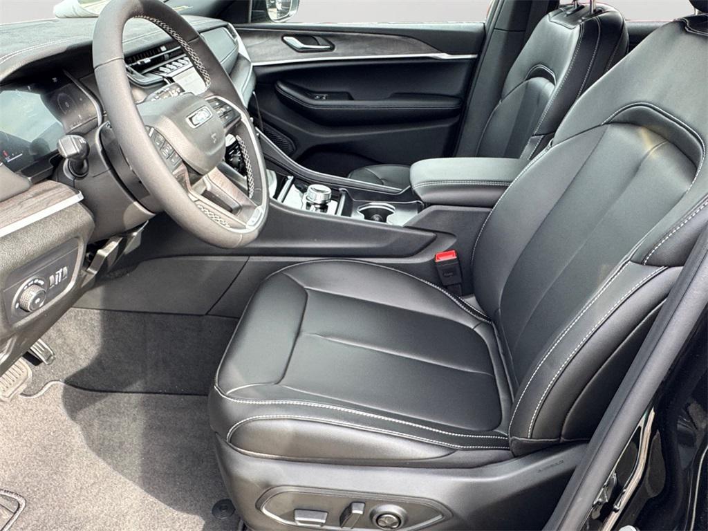 new 2025 Jeep Grand Cherokee L car, priced at $55,830