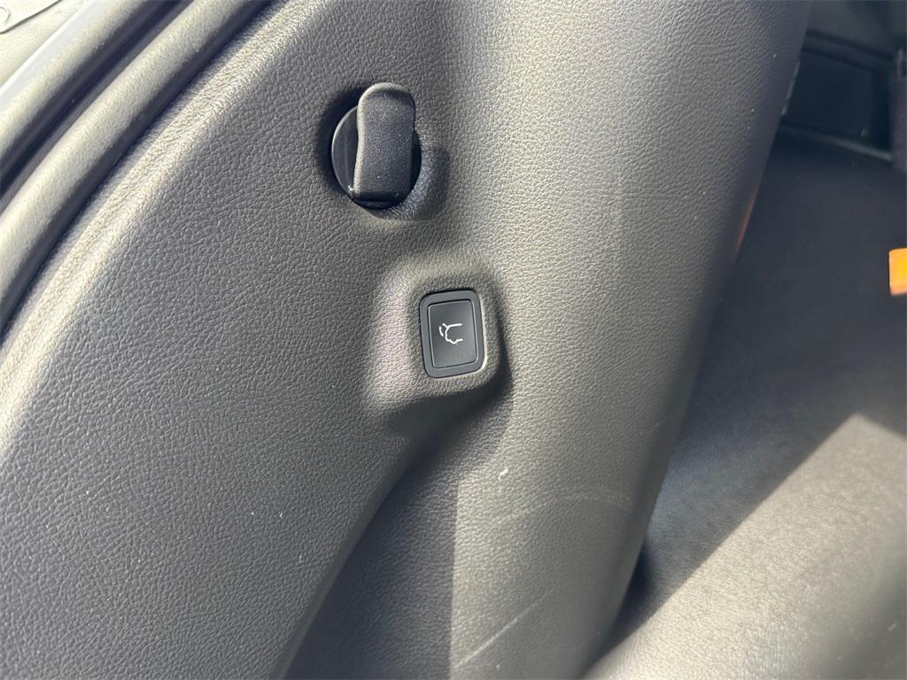 used 2023 Jeep Compass car, priced at $23,500