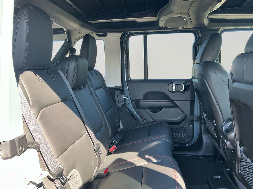 new 2025 Jeep Wrangler car, priced at $60,945