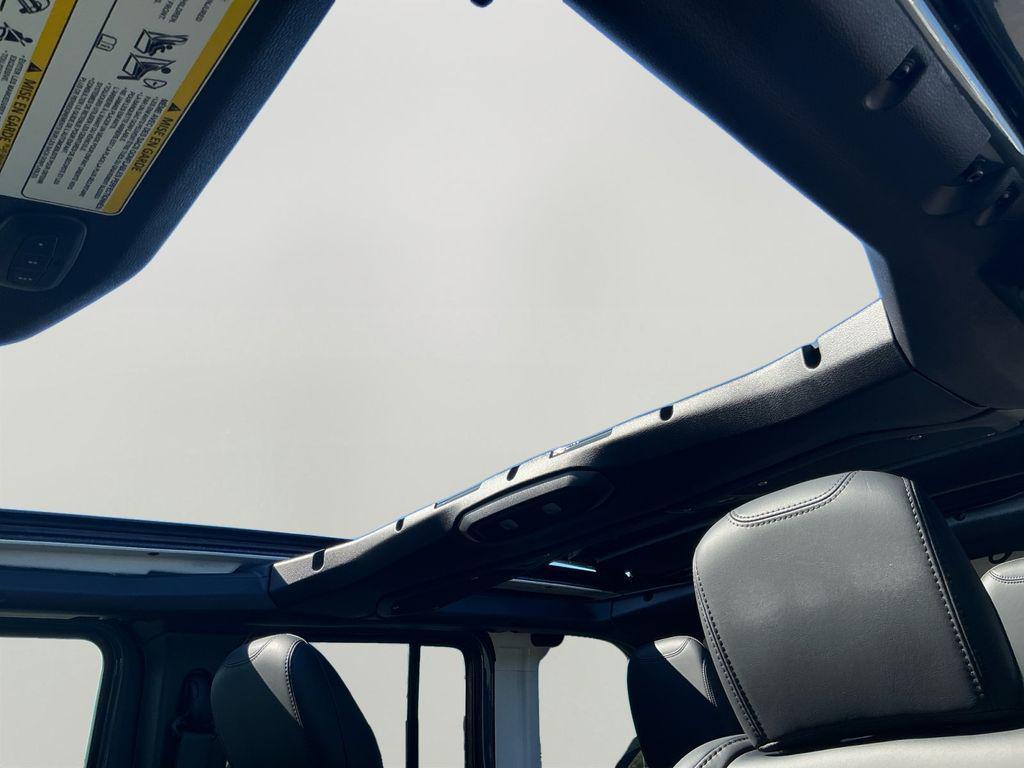 new 2025 Jeep Wrangler car, priced at $60,945