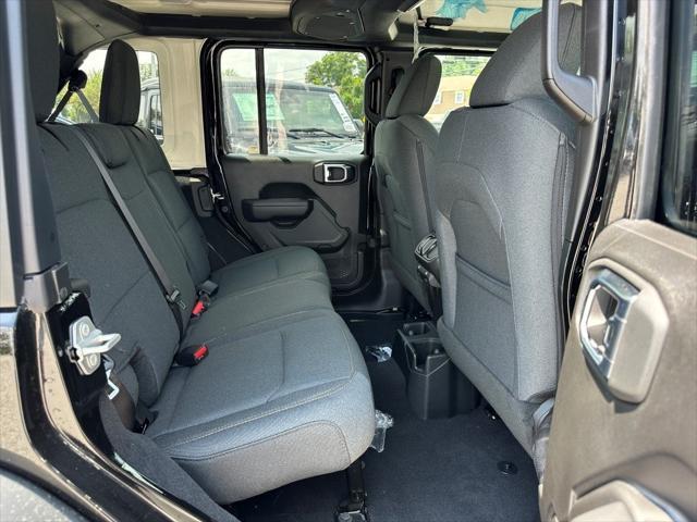 new 2025 Jeep Wrangler car
