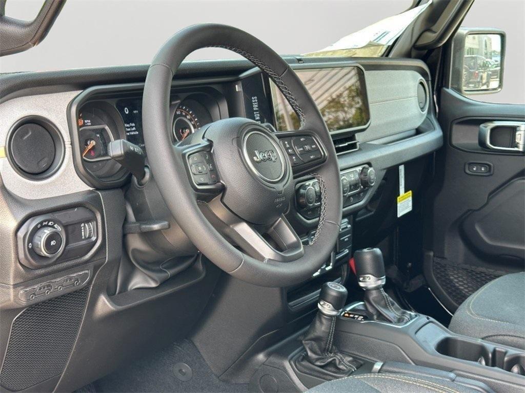 new 2025 Jeep Wrangler car, priced at $48,500