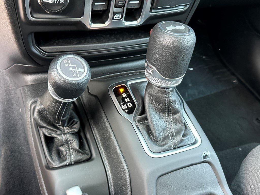 new 2025 Jeep Wrangler car, priced at $48,500