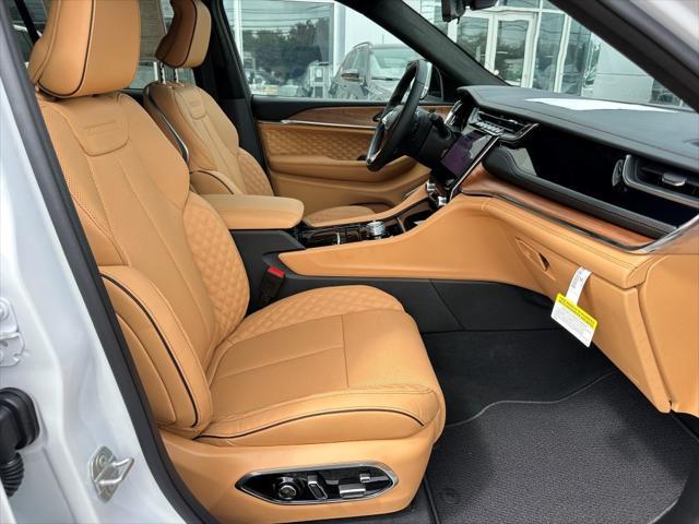 new 2025 Jeep Grand Cherokee car, priced at $63,329