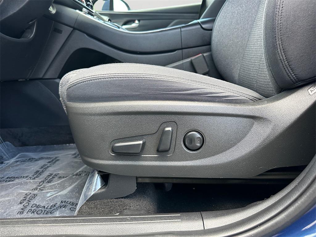 used 2023 Hyundai Santa Fe car, priced at $20,000