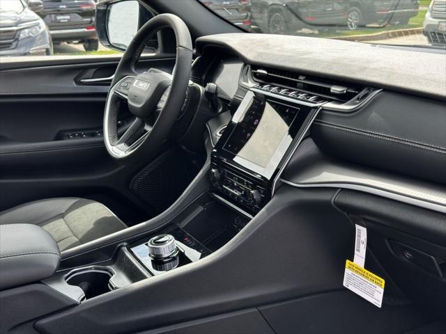 new 2025 Jeep Grand Cherokee car, priced at $43,710