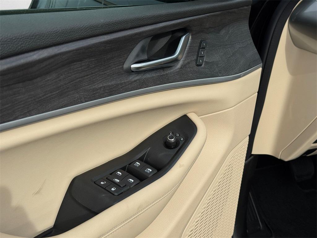 new 2025 Jeep Grand Cherokee car, priced at $51,485