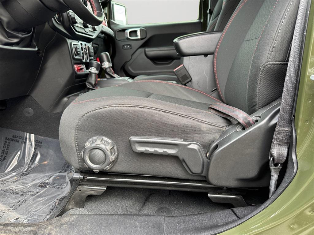 used 2022 Jeep Wrangler Unlimited car, priced at $37,999