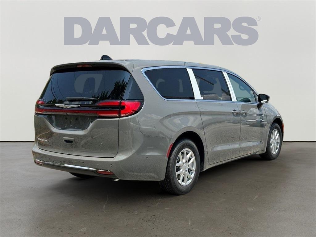 new 2025 Chrysler Pacifica car, priced at $38,755