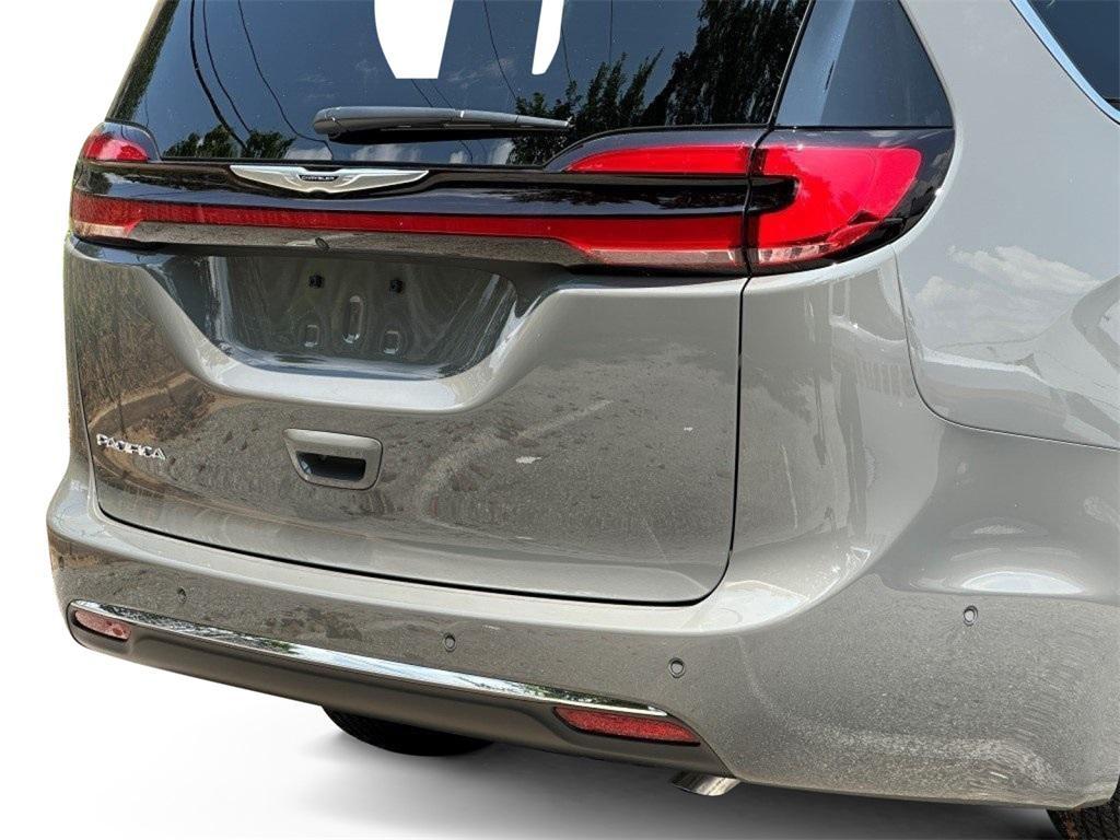 new 2025 Chrysler Pacifica car, priced at $38,755