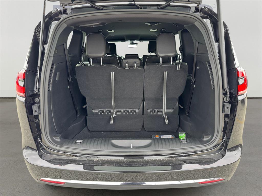 new 2026 Chrysler Pacifica car, priced at $42,905