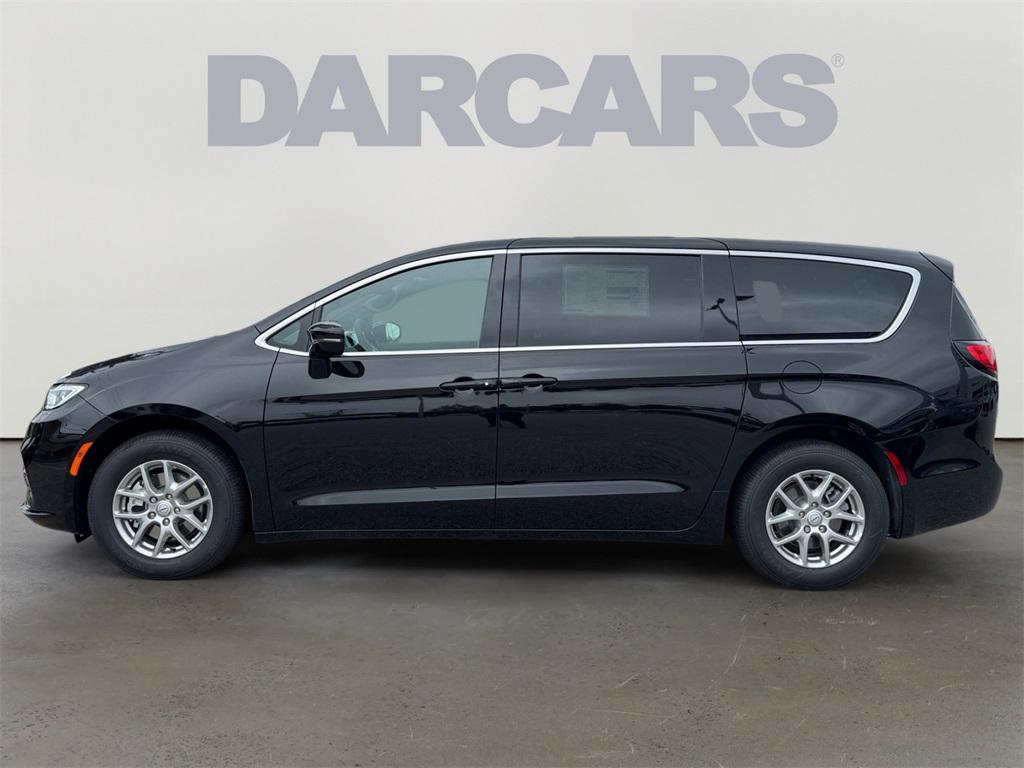new 2026 Chrysler Pacifica car, priced at $42,905