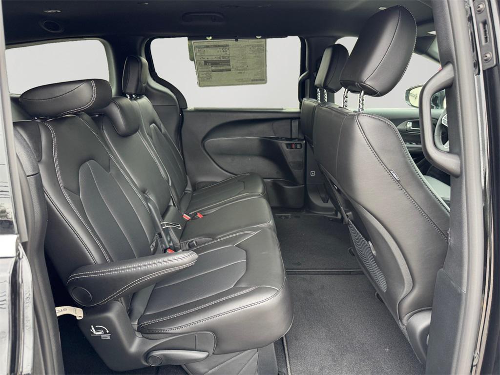 new 2026 Chrysler Pacifica car, priced at $42,905