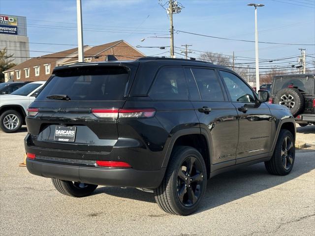 new 2025 Jeep Grand Cherokee car, priced at $45,675