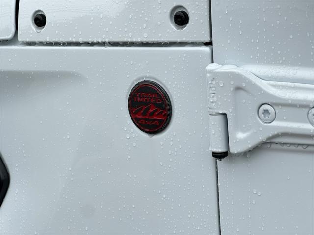 new 2025 Jeep Wrangler car, priced at $60,900