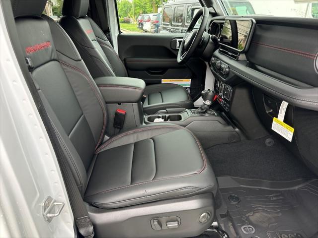 new 2025 Jeep Wrangler car, priced at $60,900