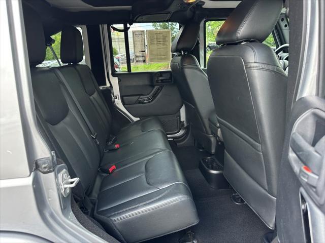 used 2015 Jeep Wrangler Unlimited car, priced at $17,000