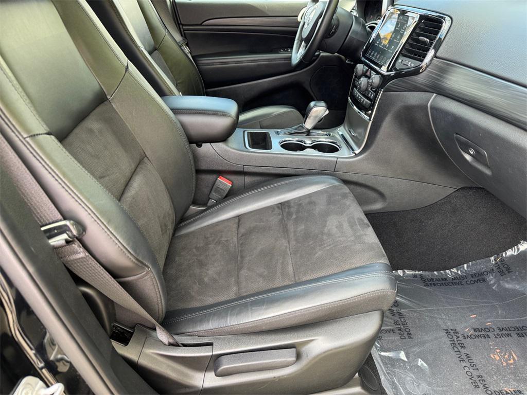 used 2021 Jeep Grand Cherokee car, priced at $25,173